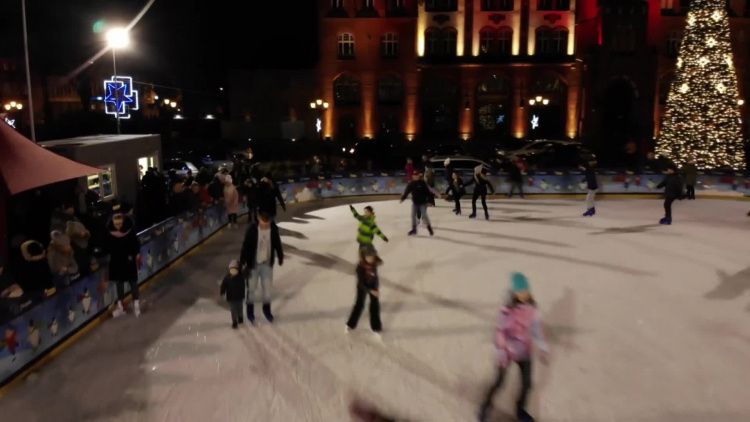 czw4-bez_lodowiska.mp4