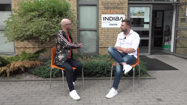 06-08-redakcja-avenir-cz1.mp4