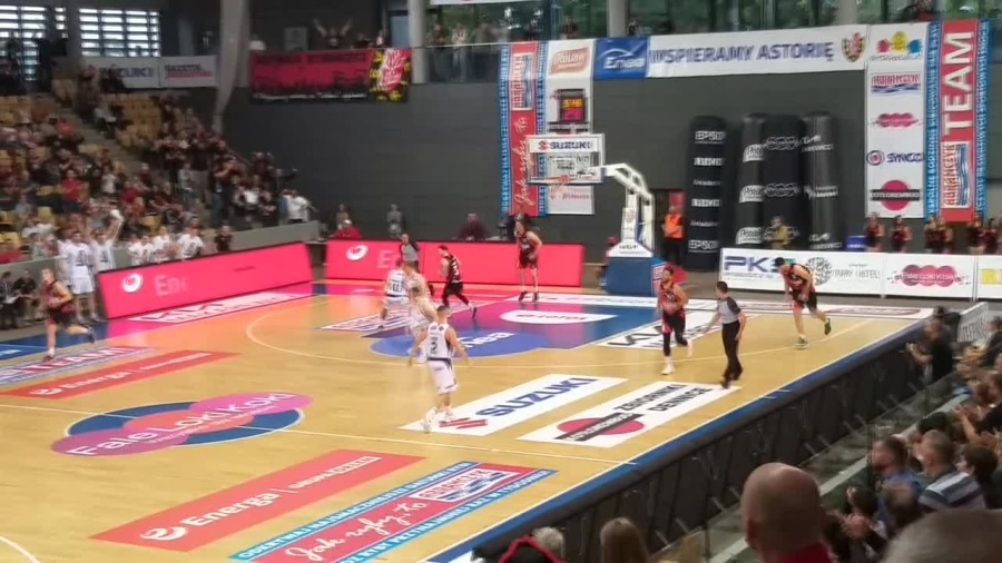 wt-czarni-astoria-flesz.mp4