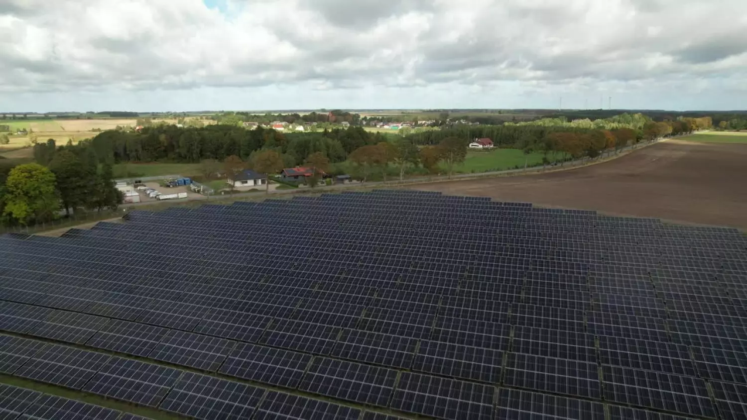 pn-farma-fotowoltaiczna.mp4
