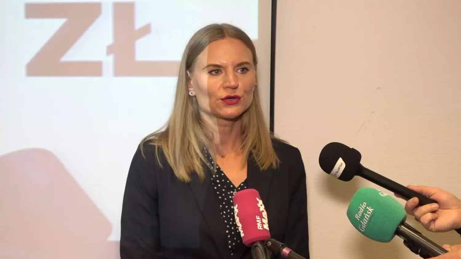 pn-wojsko-kontra-miasto.mp4