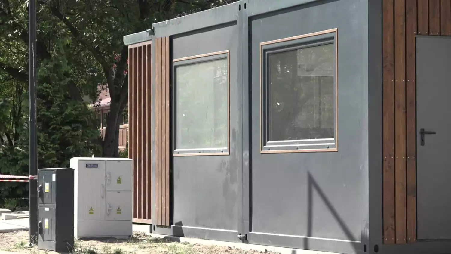 wt-najemca-kontenera-na-bulwarach-wybrany.mp4