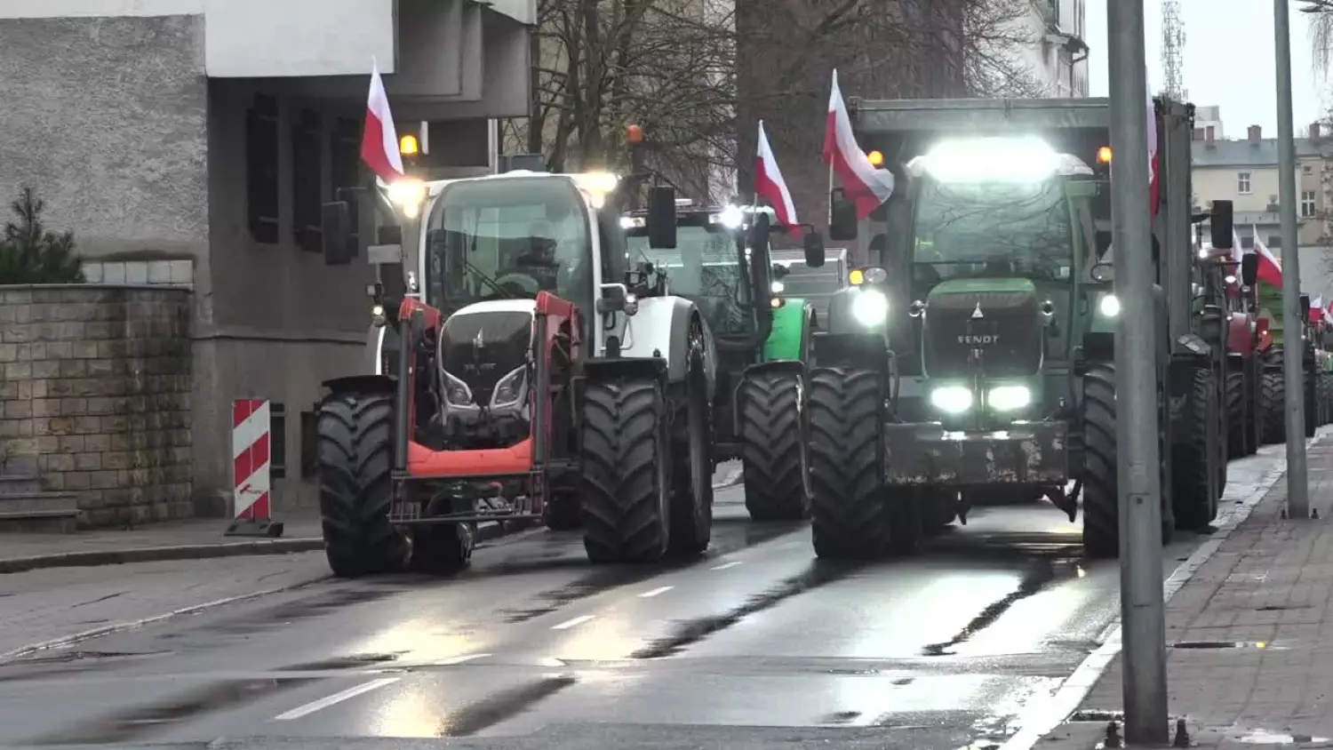 sr-protest-rolnikow.mp4