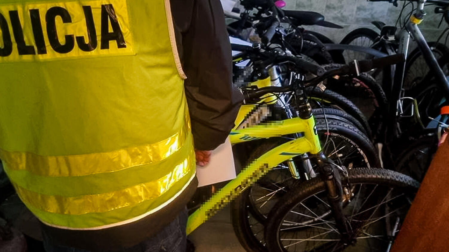 sr-kradli-i-wpadli.mp4