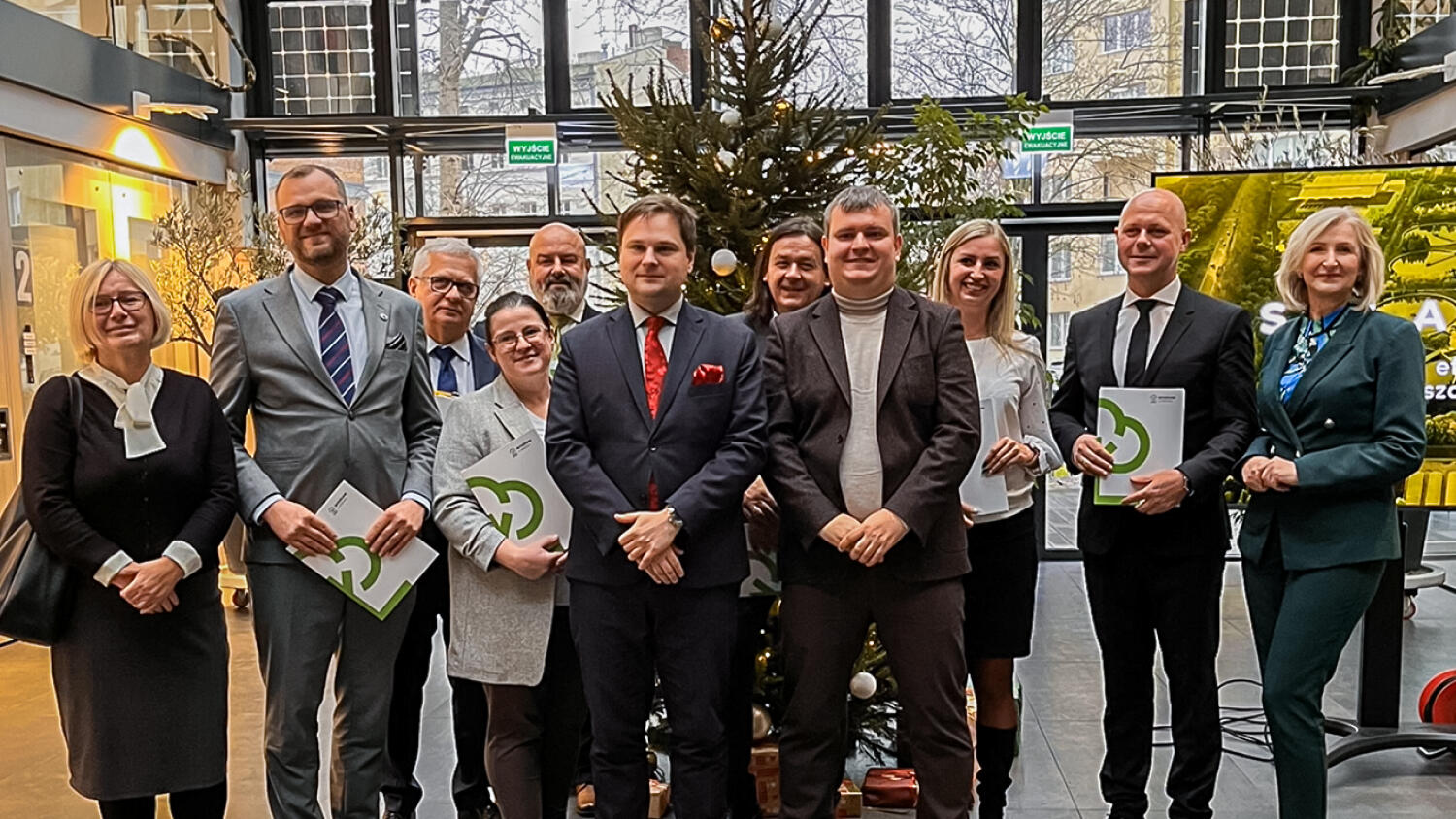 czw-wodociagi-z-nowa-umowa-wfos.mp4