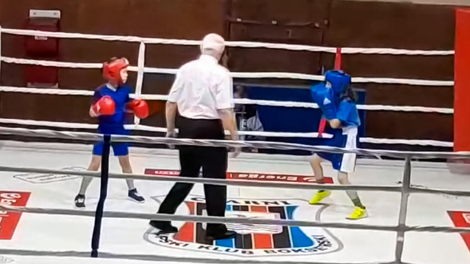 wt-po-raz-pierwszy-w-ringu.mp4