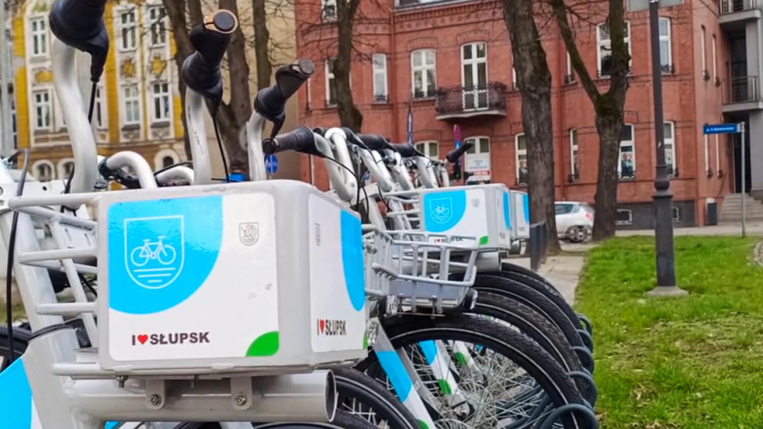 sr-co-z-rowerem-miejskim.mp4