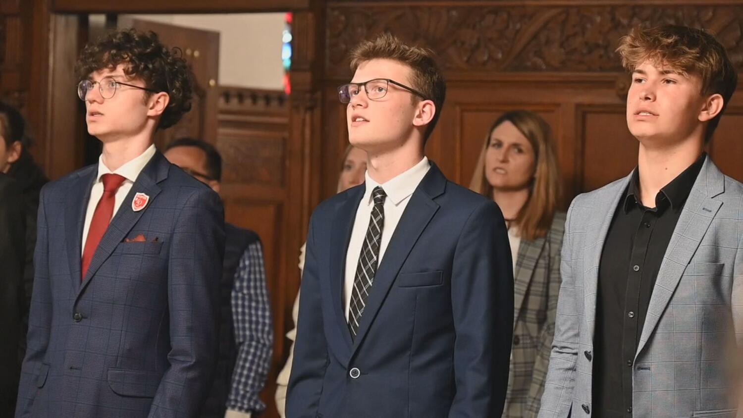 wt-mlodzi-rzadza-ok.mp4