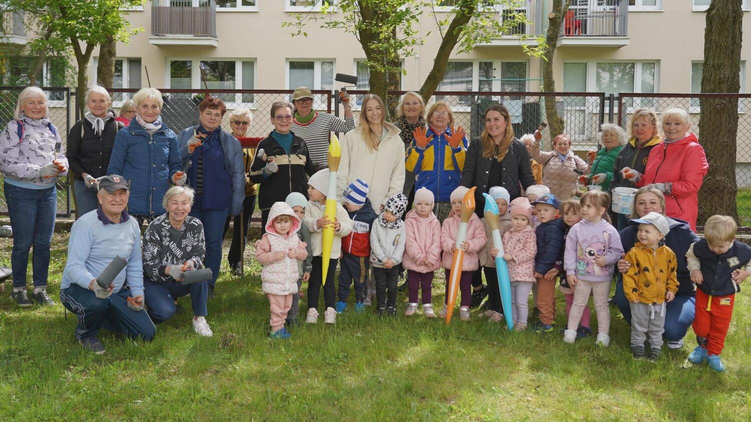 czw-malarska-ekipa-babc-i-dziadkow.mp4