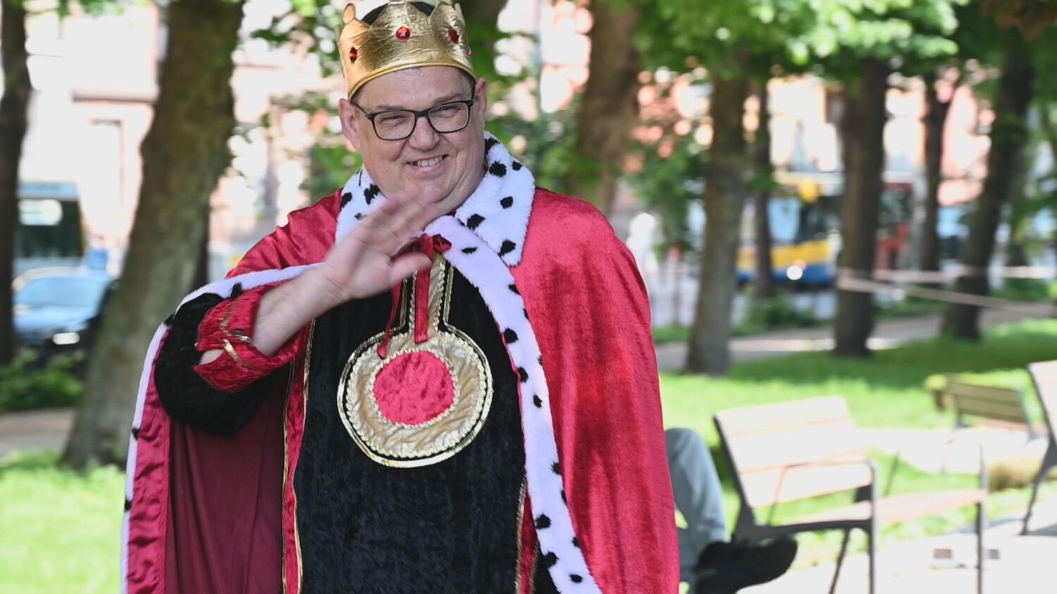 wt-krol-burczybas-we-wlasnej-osobie.mp4