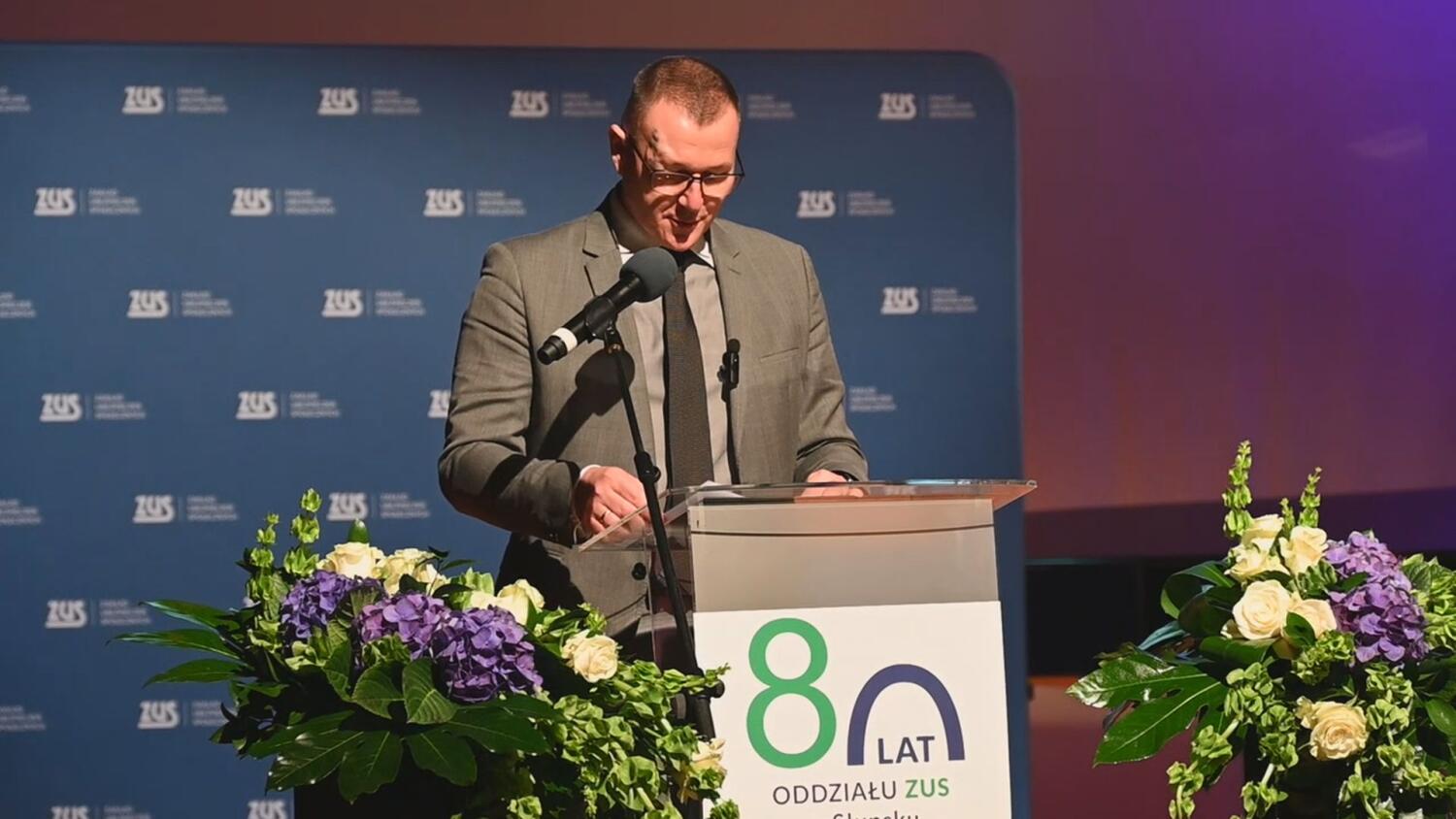 czw-80-lat-zus.mp4