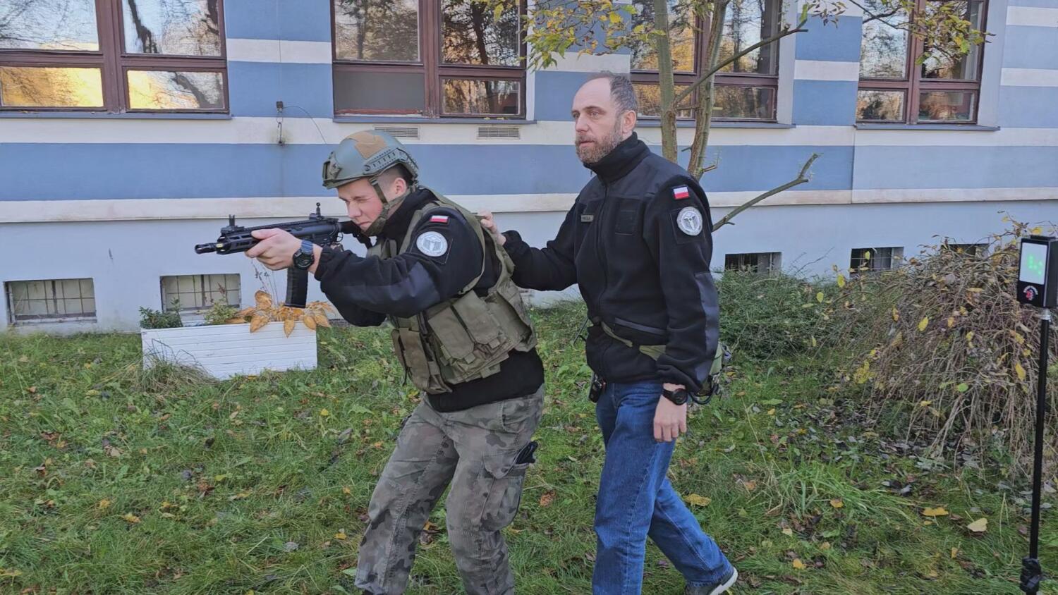 czw-laserowe-strzelanie.mp4