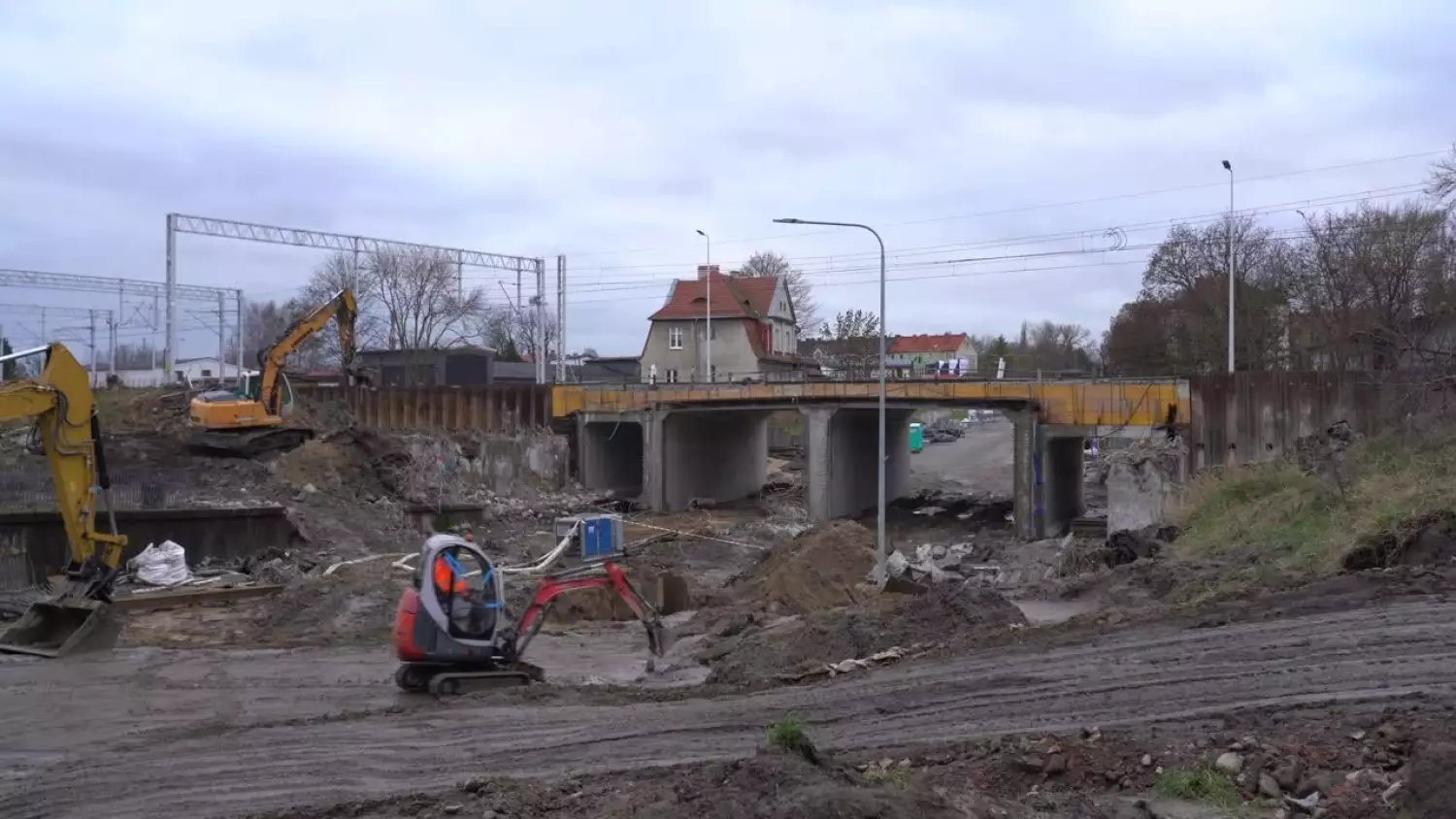 wt-wyburzanie-fundamentow.mp4