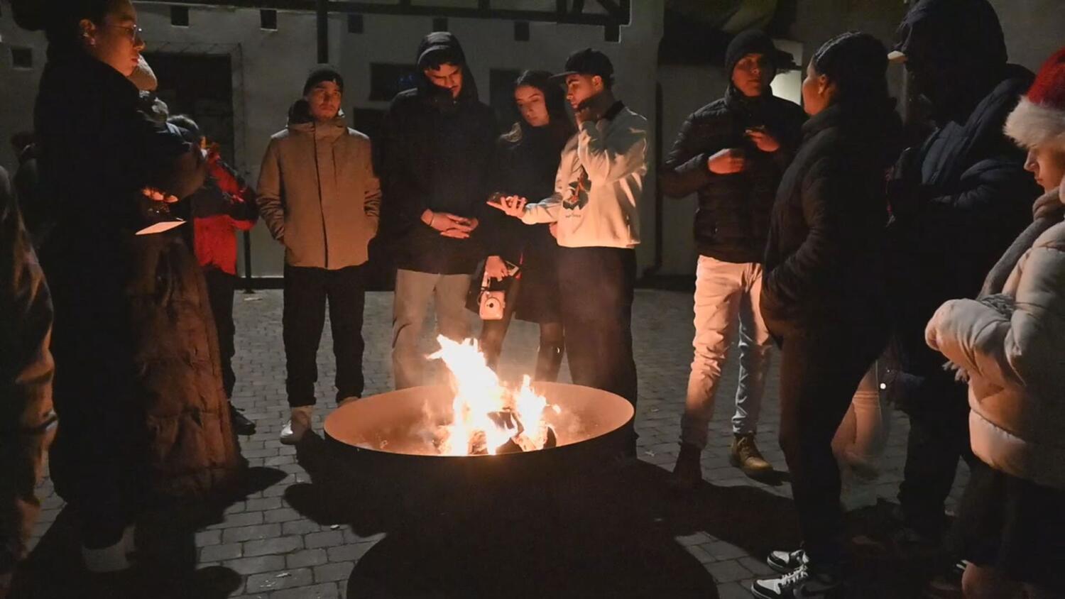 sr-dzien-malych-swieczek.mp4