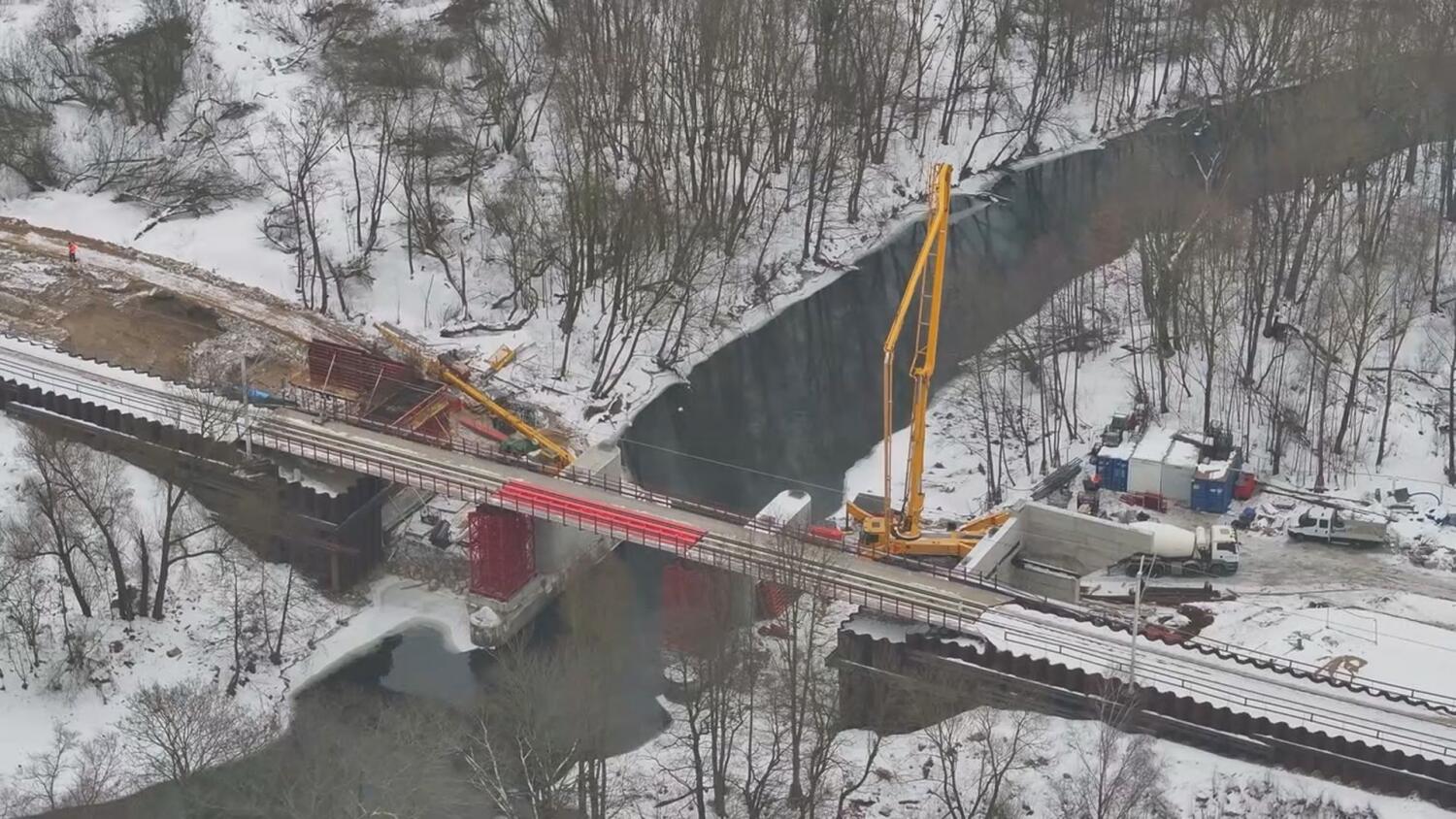 sr-trwa-budowa-mostu-kolejowy-nad-slupia.mp4