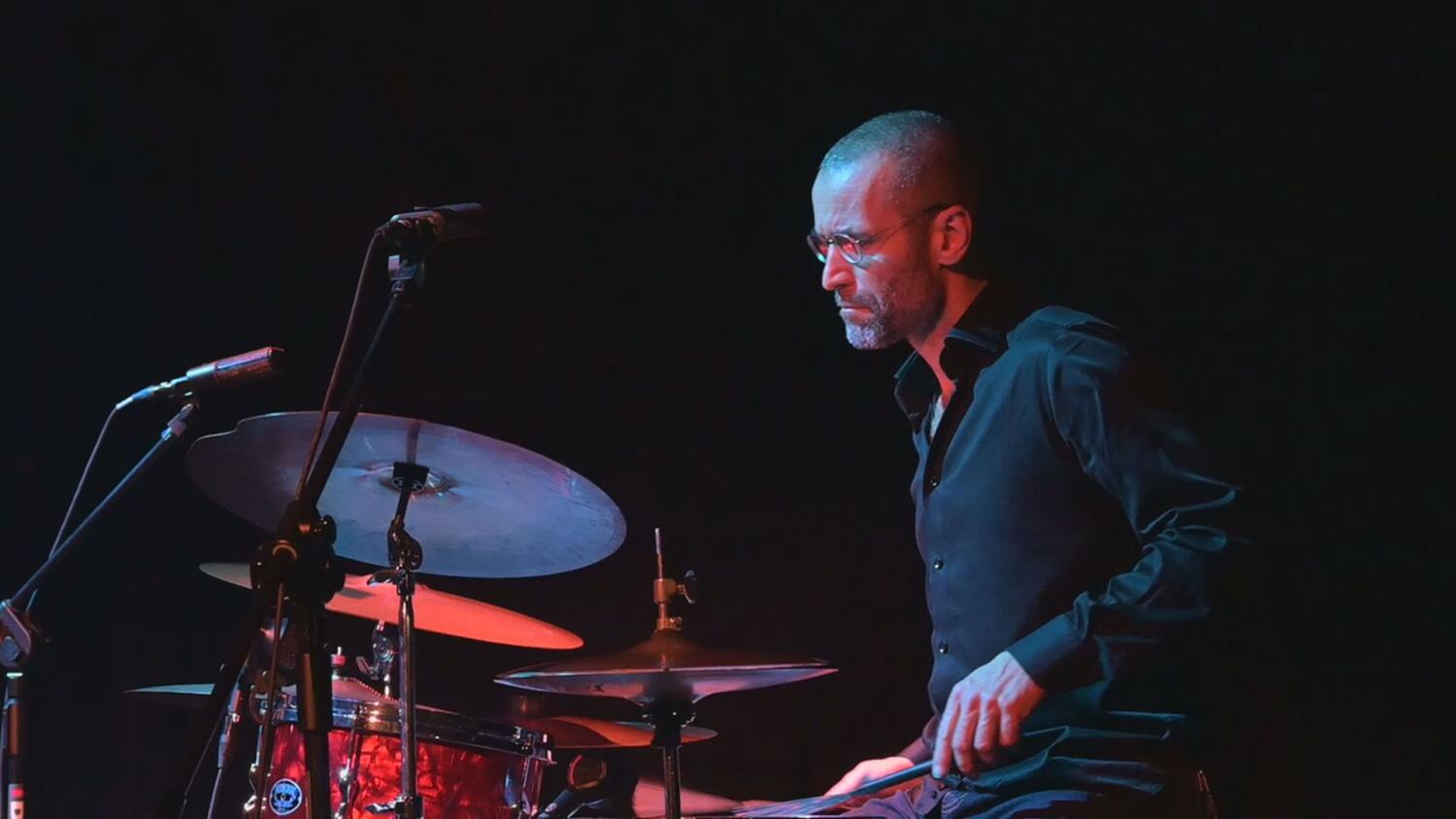 czw-zapacznialo-wielkim-swiatem-jazzu.mp4