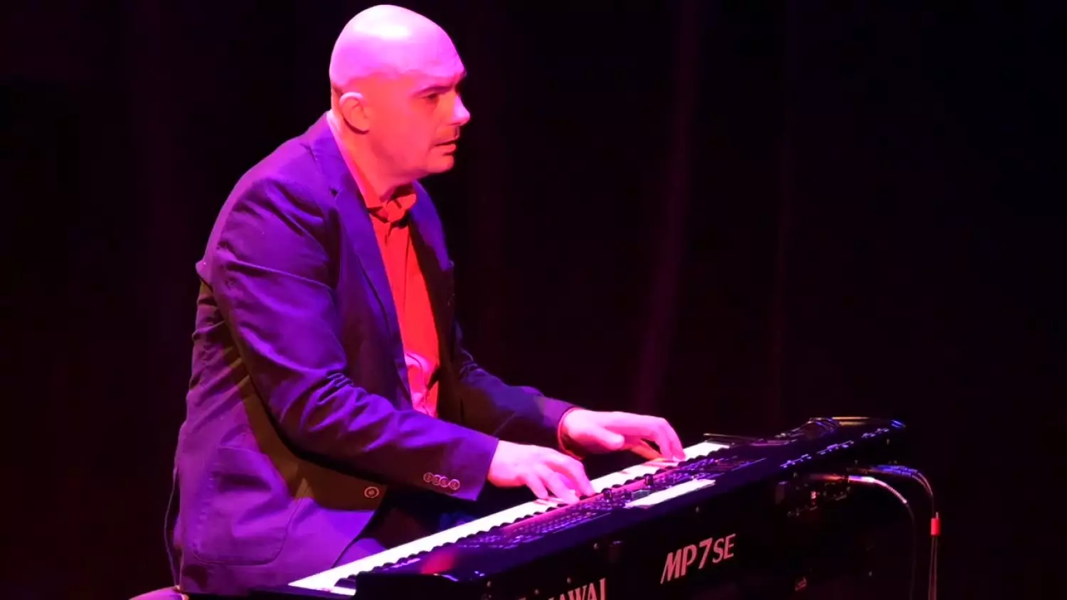 czw-zapacznialo-wielkim-swiatem-jazzu.mp4