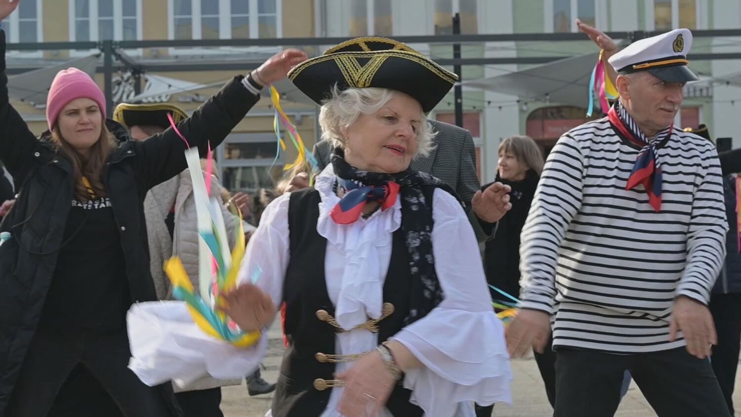 wt-swietuja-i-promuja.mp4